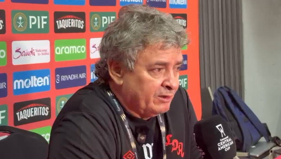 La pregunta que incomodó a Óscar Ramírez: «Es muy rutinaria y cansa» (VIDEO)