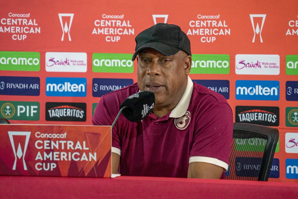 Hernán Medford: ¿Cómo voy a estar enojado por el empate? Es un buen resultado