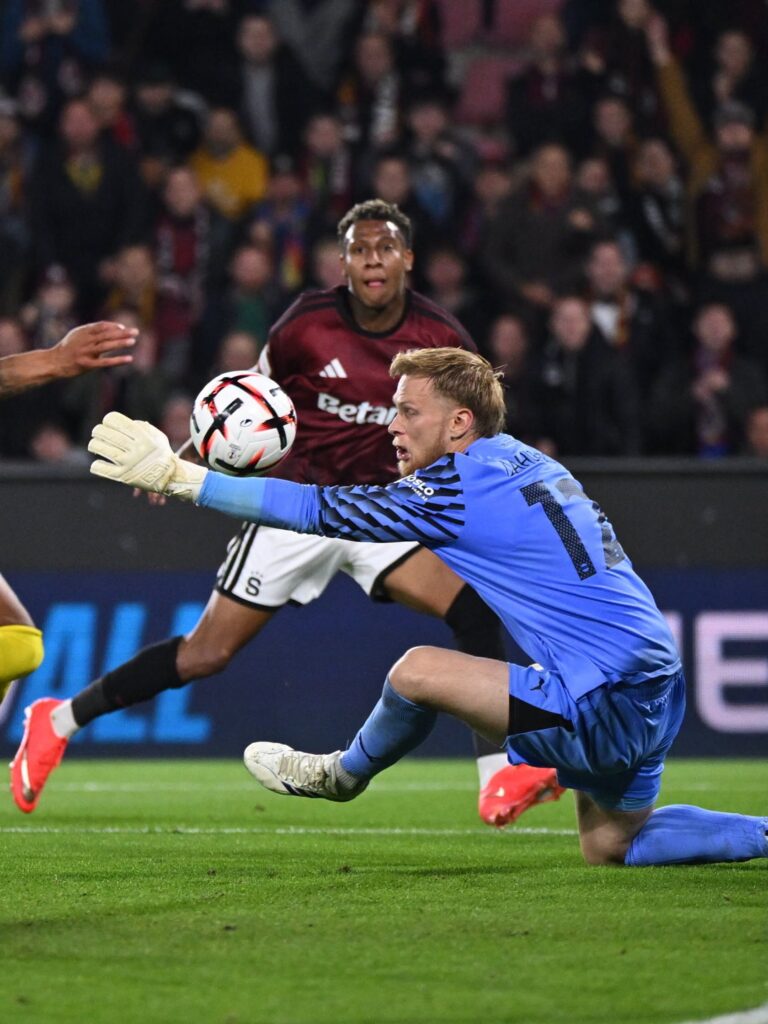 Jossimar Alcocer anota por primera vez en la Europa League