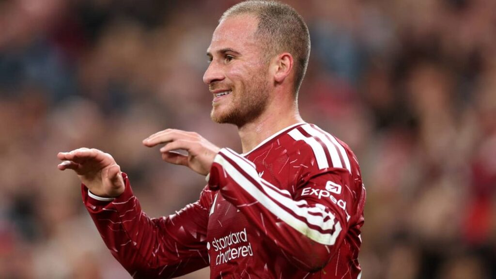 Chelsea estaría atento a Mac Allister, quien desea seguir en Liverpool